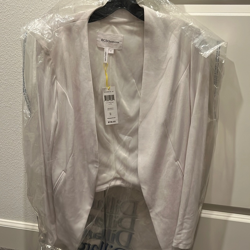 New with tags white BCBG blazer